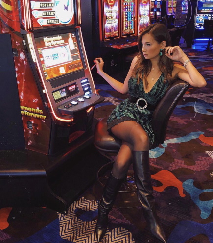 la chica gira a casinos gratis online tragamonedas