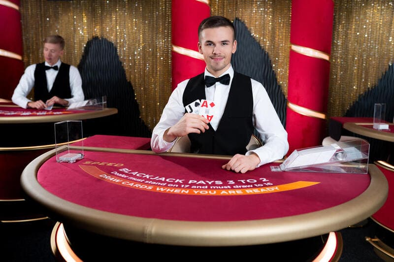 Mejores casinos online que aceptan PayPal crupier